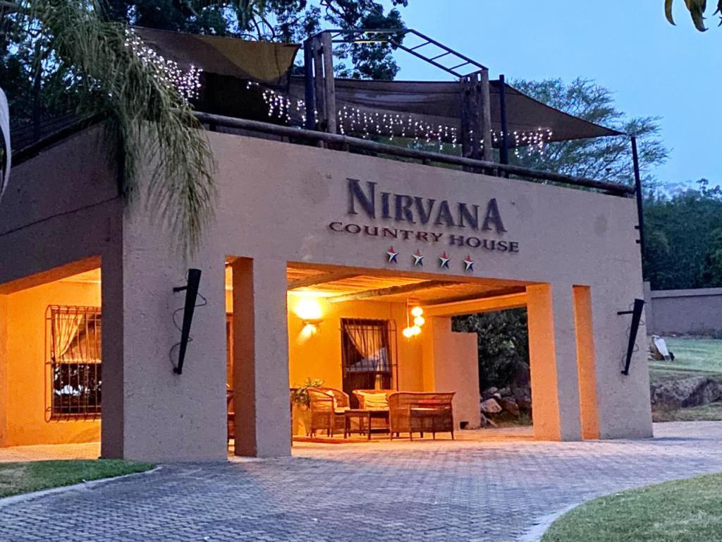 Nirvana Country House Mbombela Exteriör bild